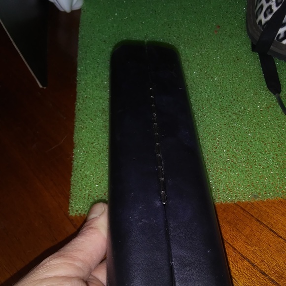 bebe - Picture 3 of 3